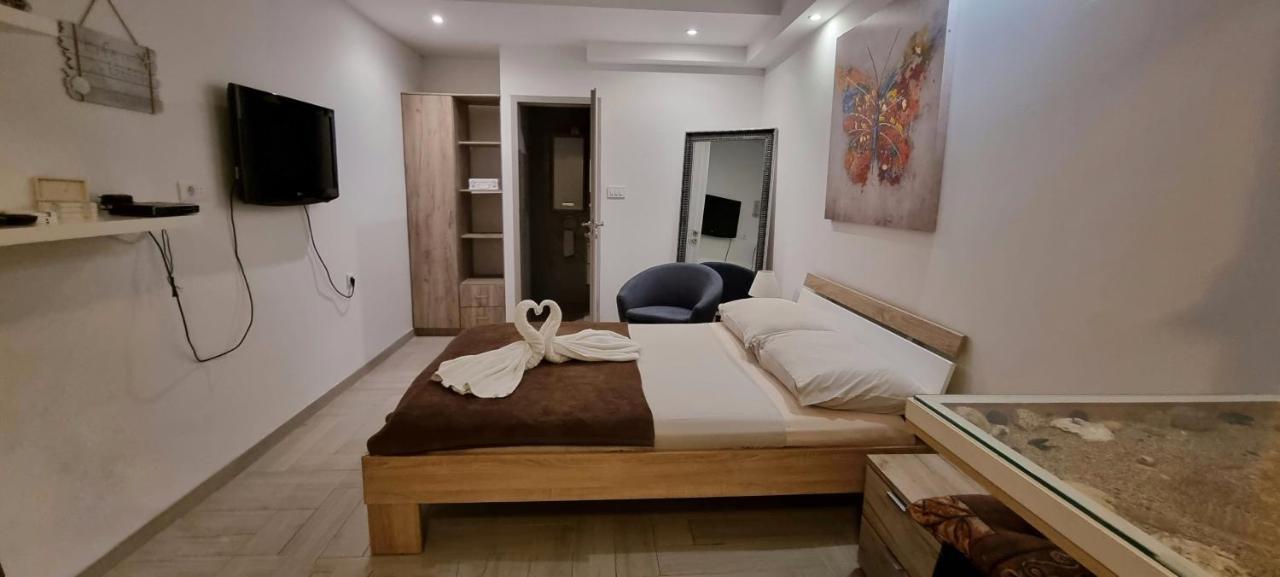 Apartmani Tatic Štinjan Eksteriør bilde